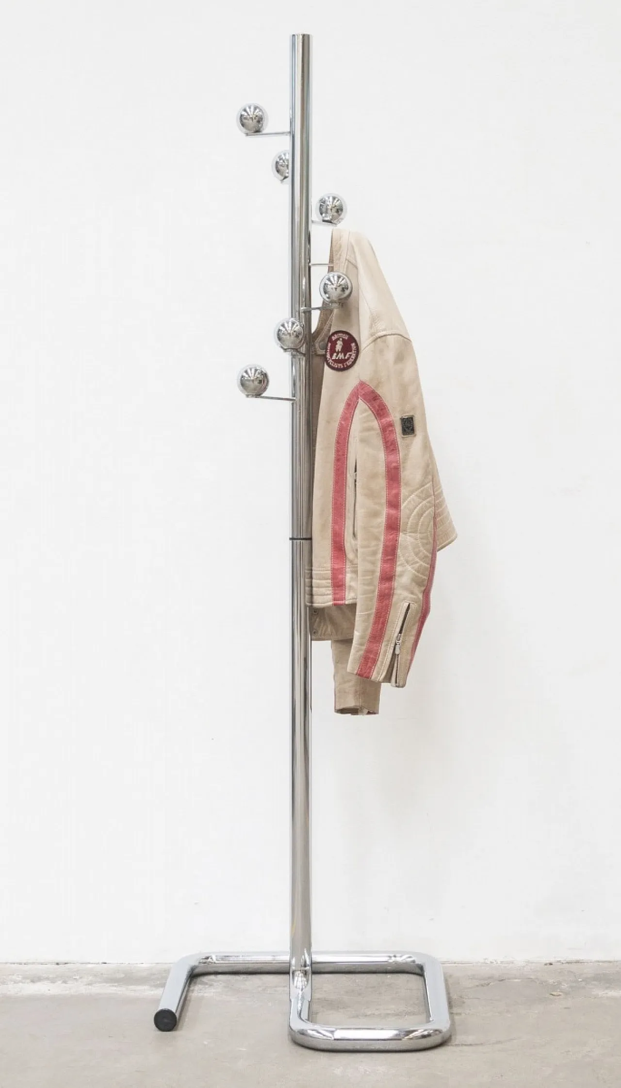 Chrome-plated steel coat stand, 1970s 12