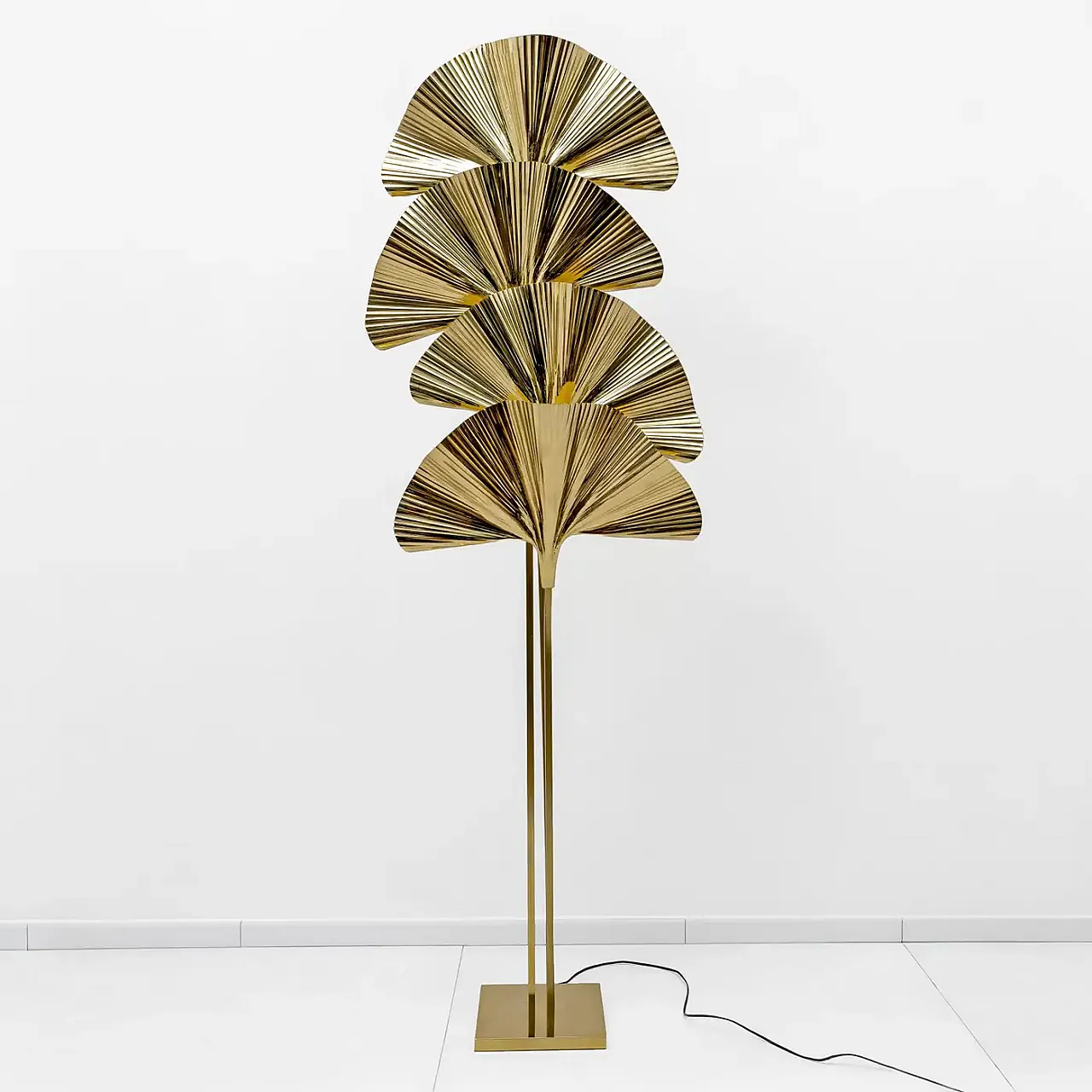 Lampada da terra in ottone Ginkgo in stile Barbi, anni 2000 1