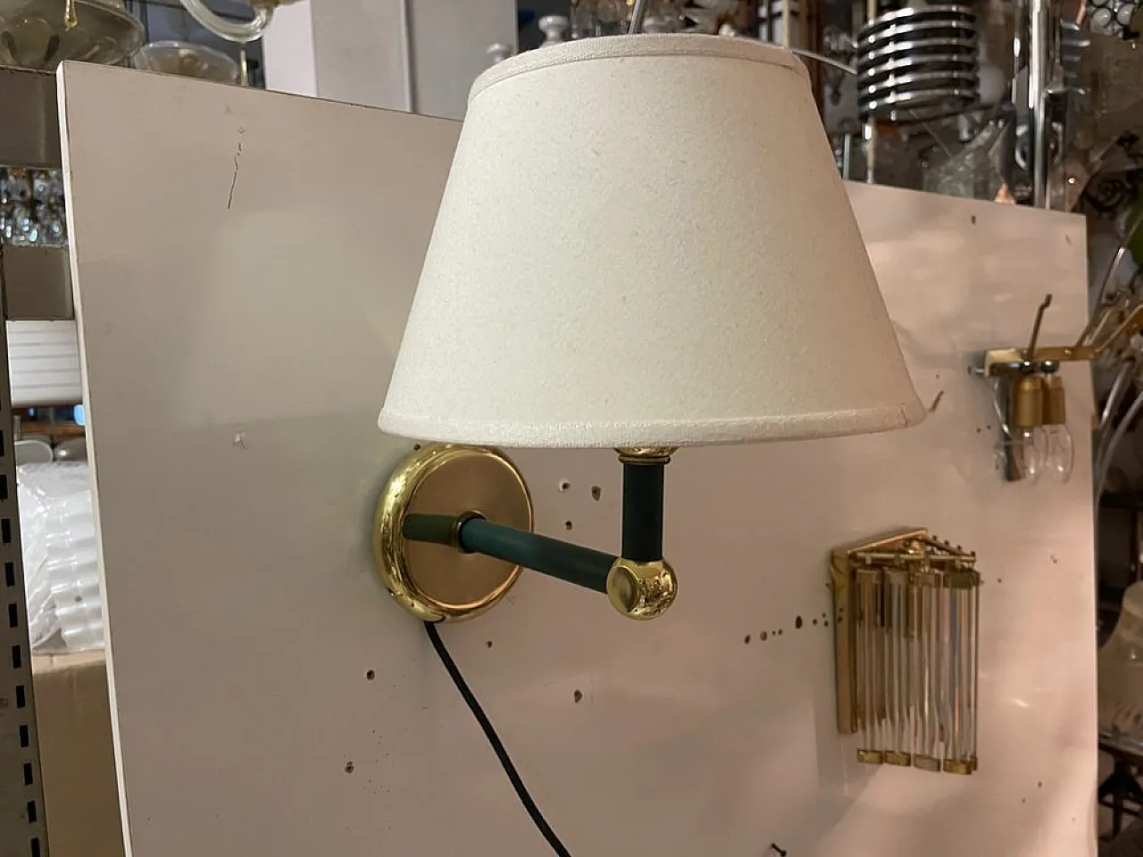 Applique verde oliva in ottone, anni '80 3