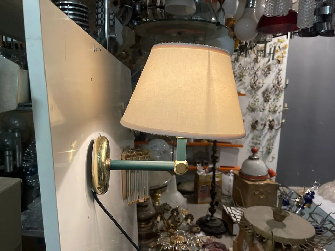 Applique verde oliva in ottone, anni '80 4