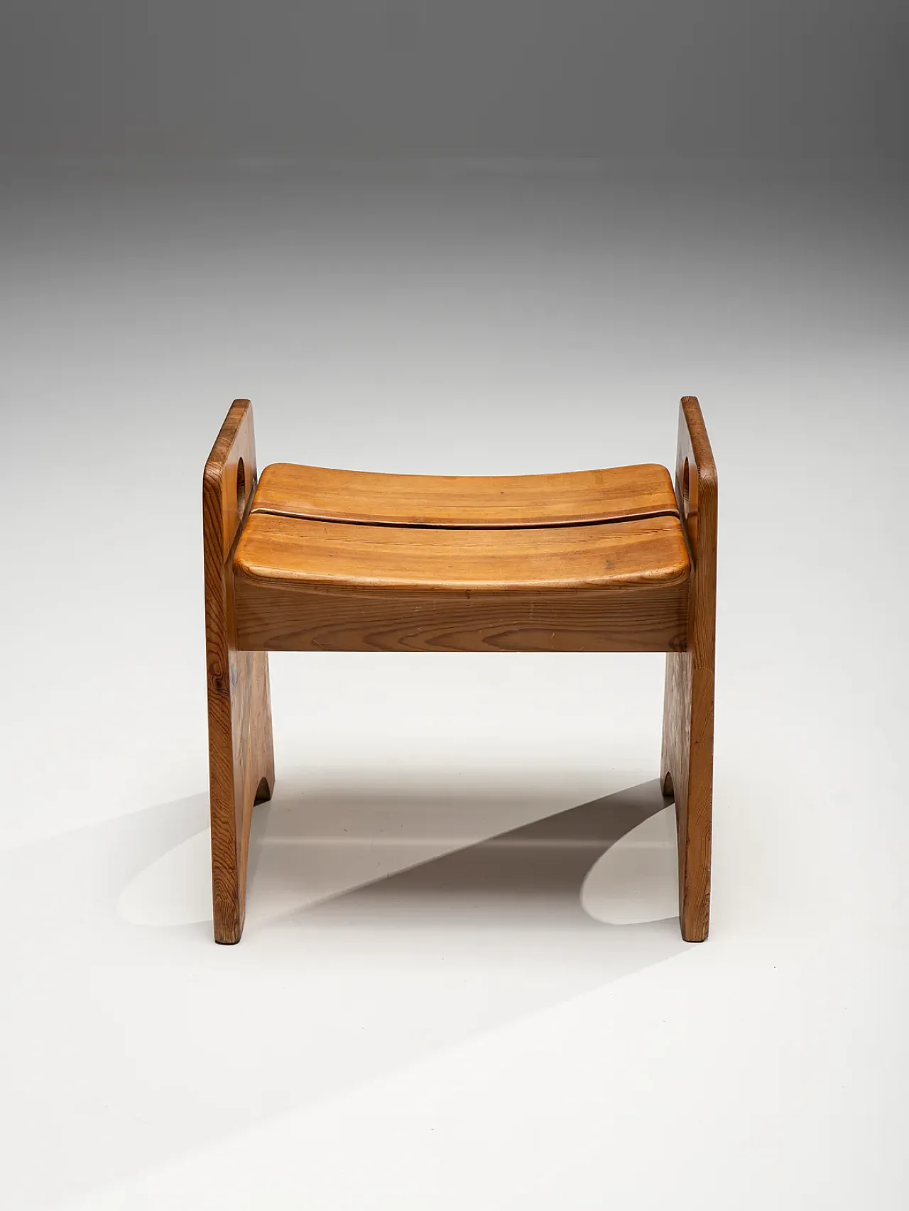 Sgabello in legno di Gilbert Marklund per Furusnickarn AB, anni '60 2