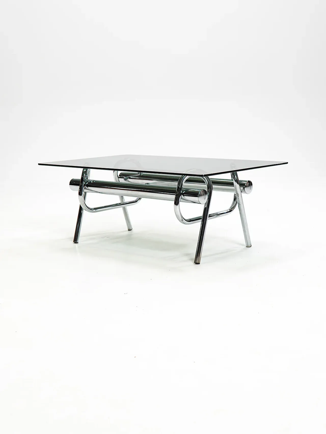 Tavolino scultoreo con nodo cromato, anni '70 2