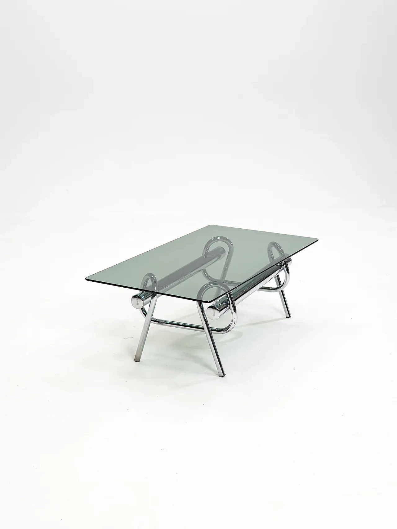 Tavolino scultoreo con nodo cromato, anni '70 3