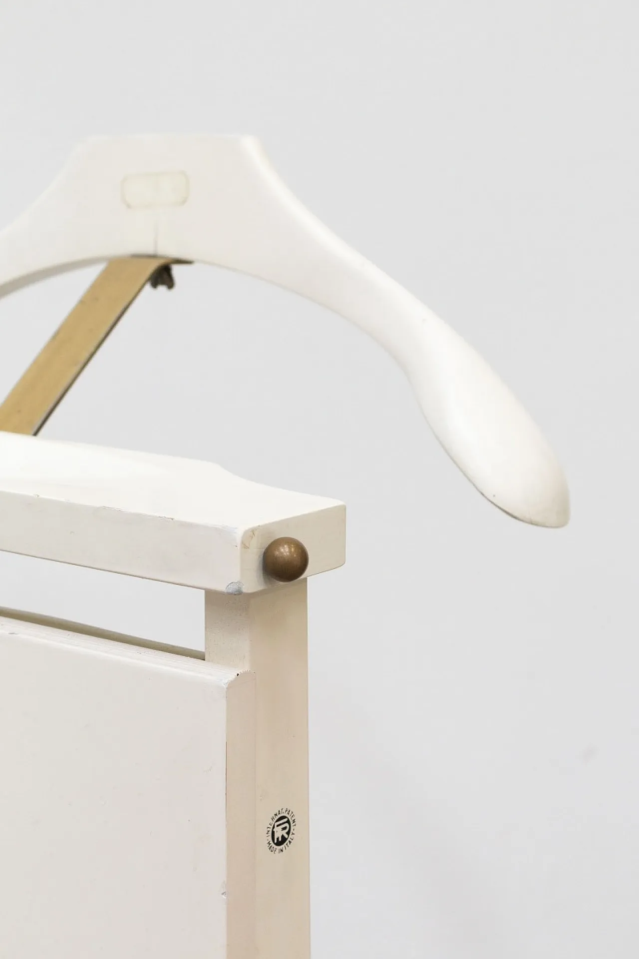 White valet stand by F.lli Reguitti, 1960s 7