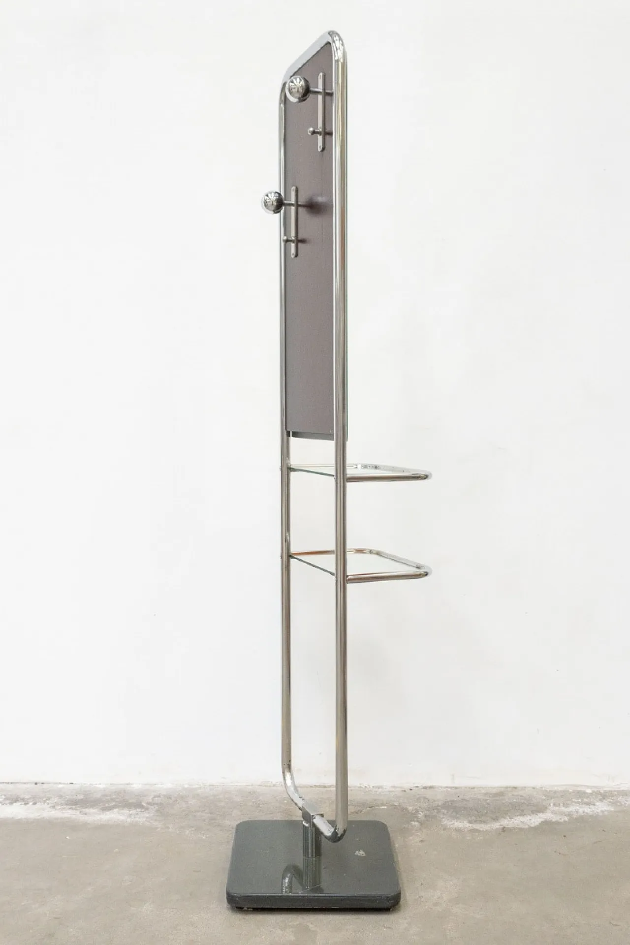 Specchio girevole con ripiani e appendiabiti, anni '70 3