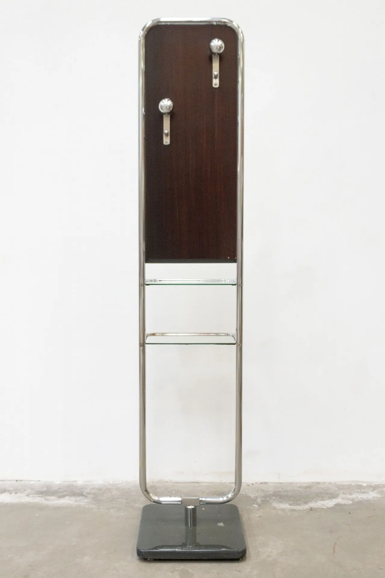 Specchio girevole con ripiani e appendiabiti, anni '70 4