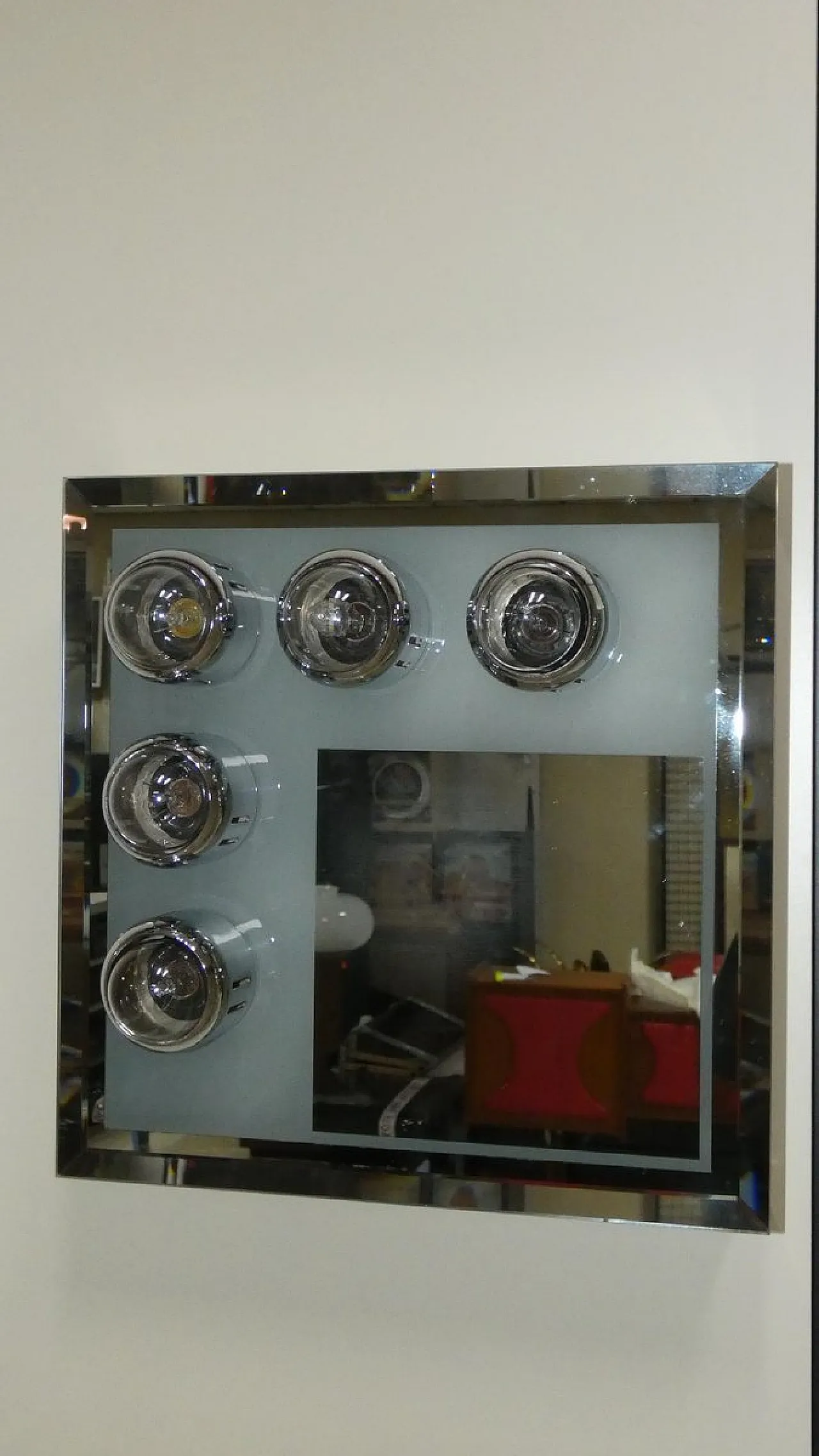 Lampada da parete in acciaio cromato con specchio e luci, anni '70 4