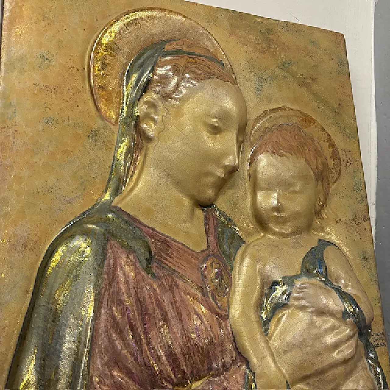 Gold luster majolica plaque, Virgin with Child, mid-20th century 6