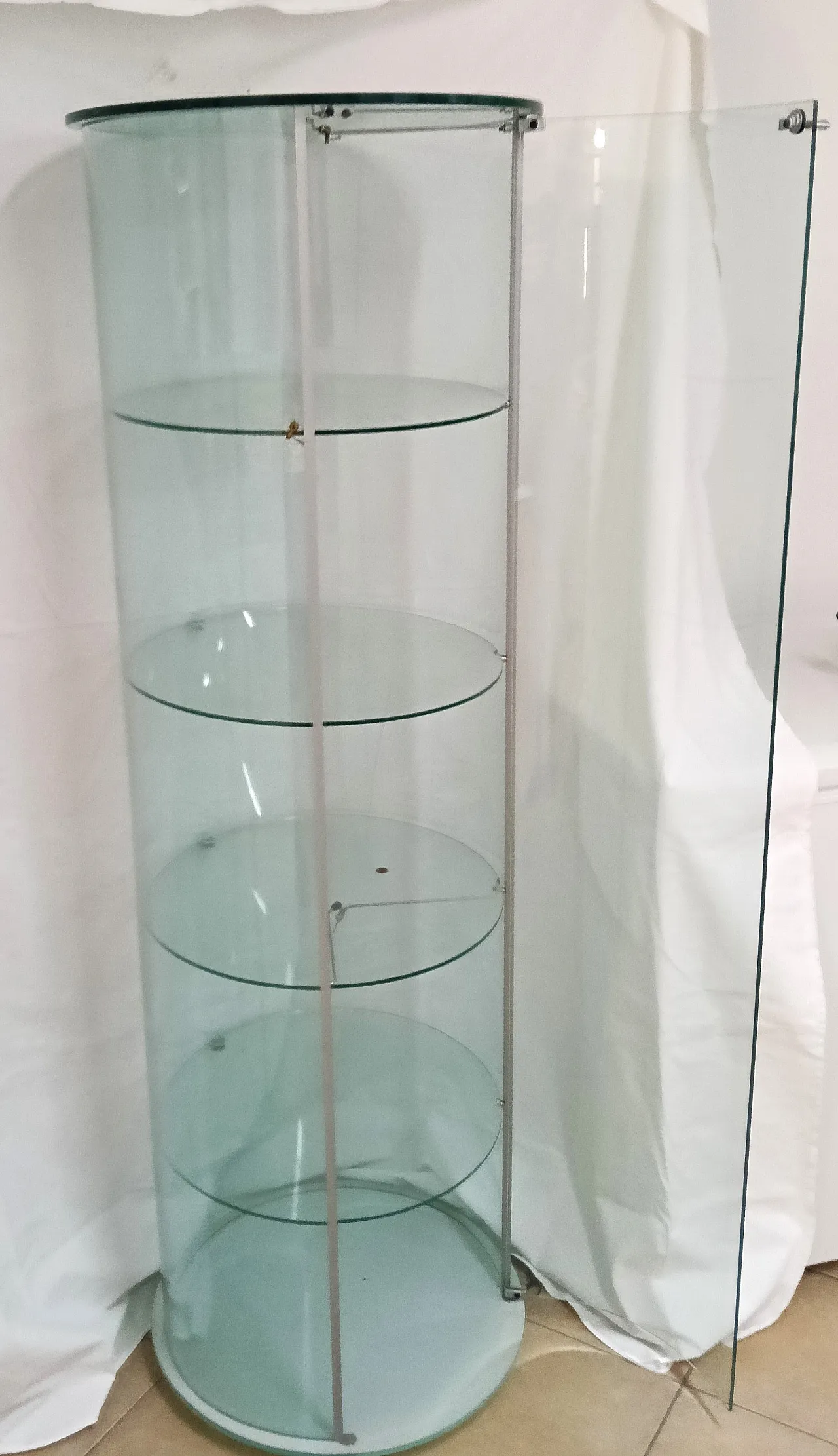 Display case in glass, 20th century 5