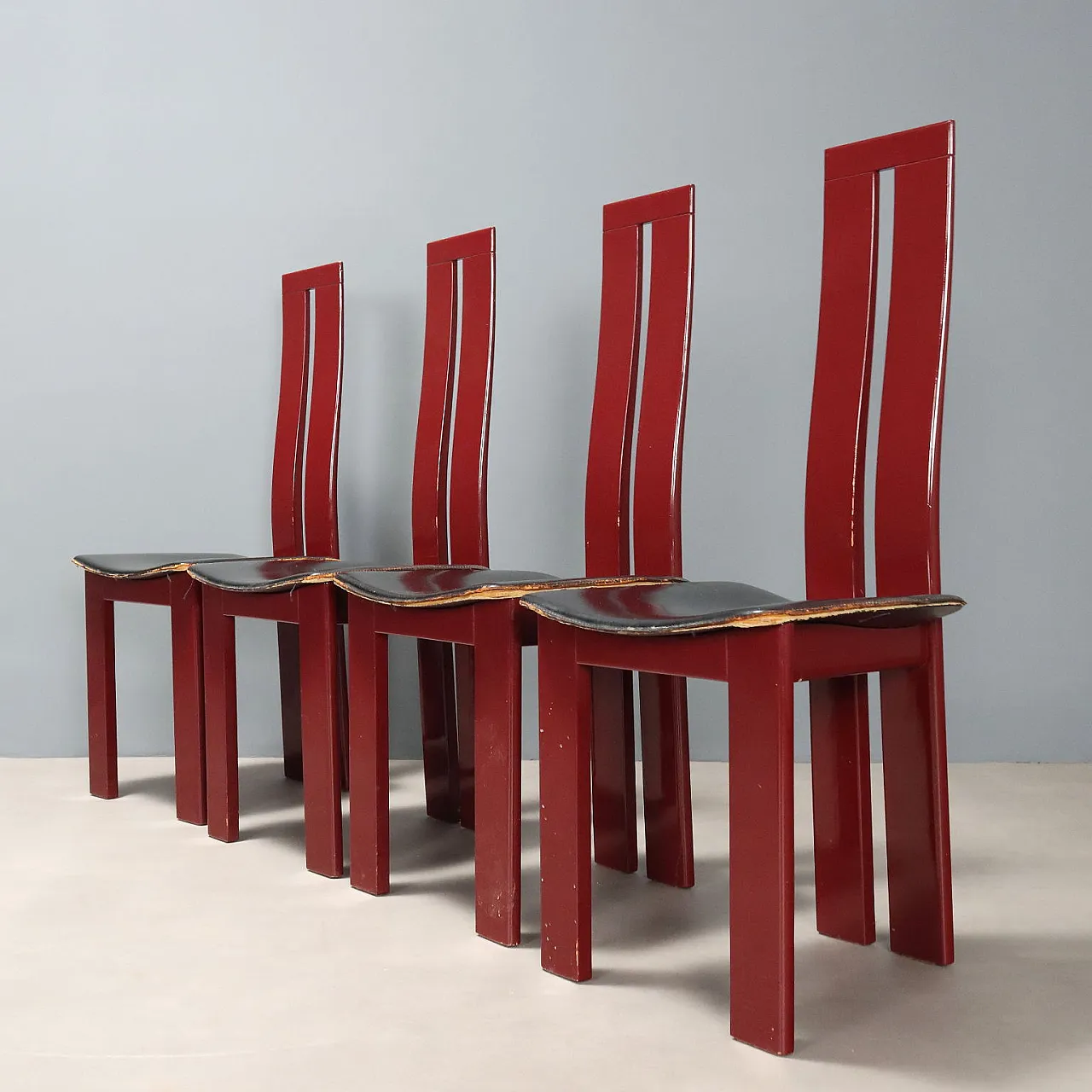 6 Sedie in legno laccato nero e sedili in pelle, '900 3