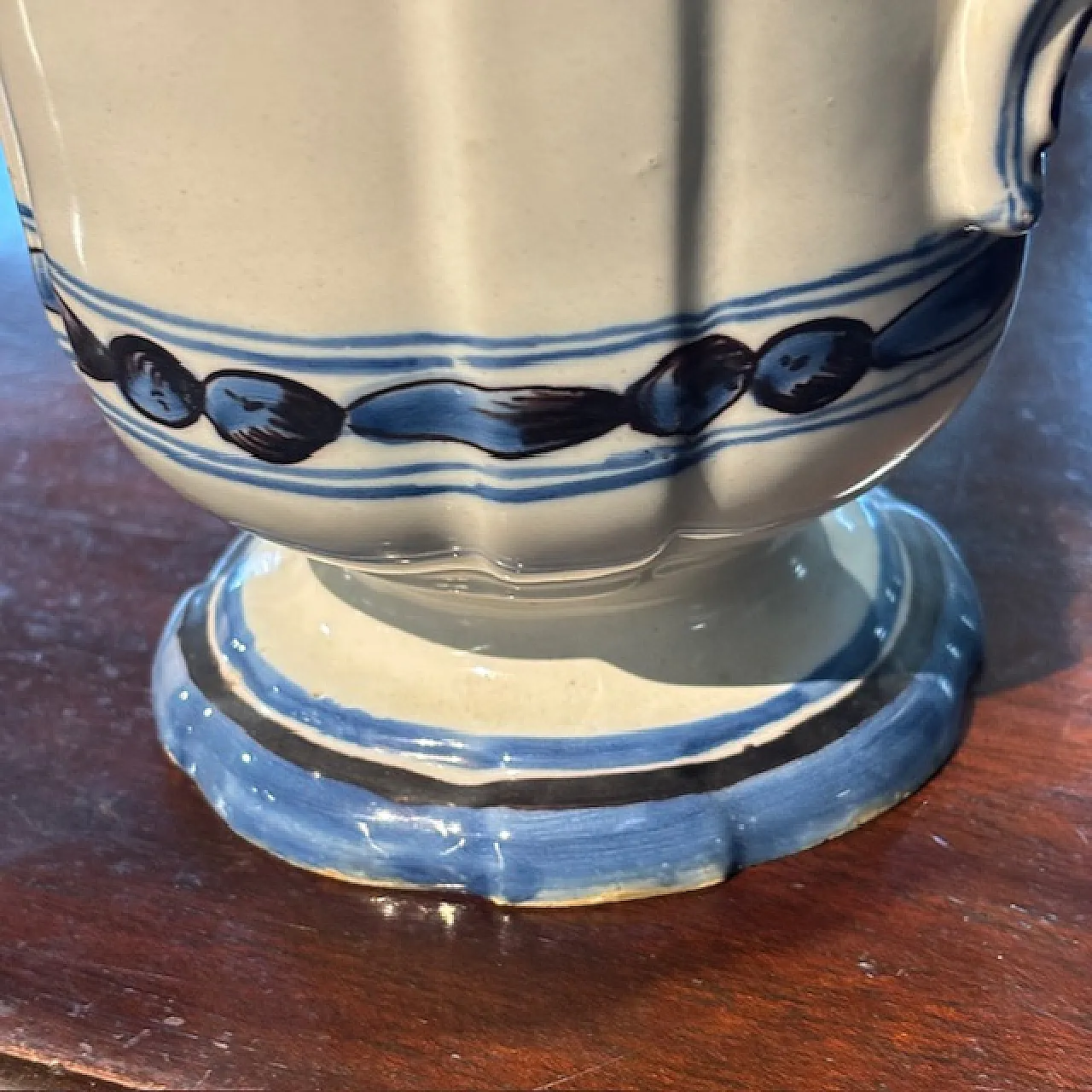 Versatoio in maiolica dipinta, '700 8