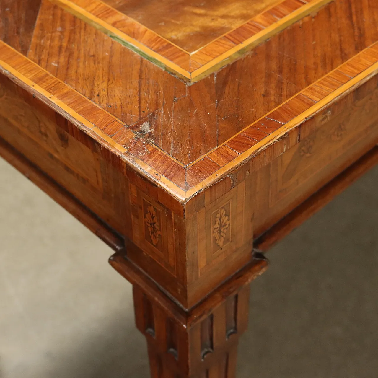Tavolo neoclassico in legno, fine '700 4