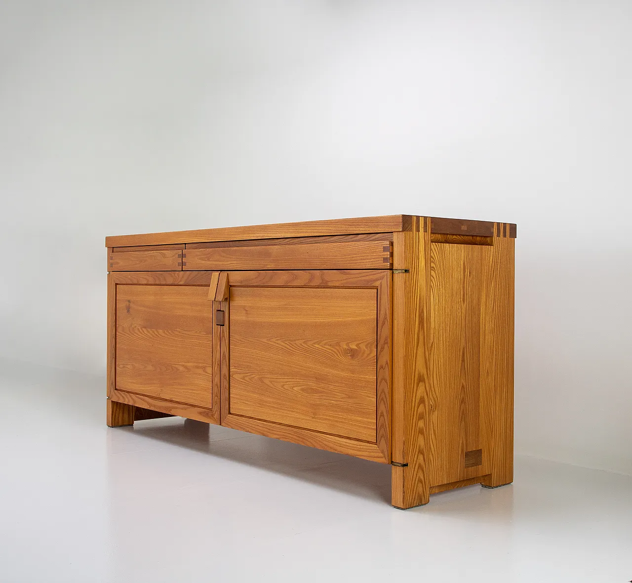 R08 Sideboard by Pierre Chapo, 80s 3