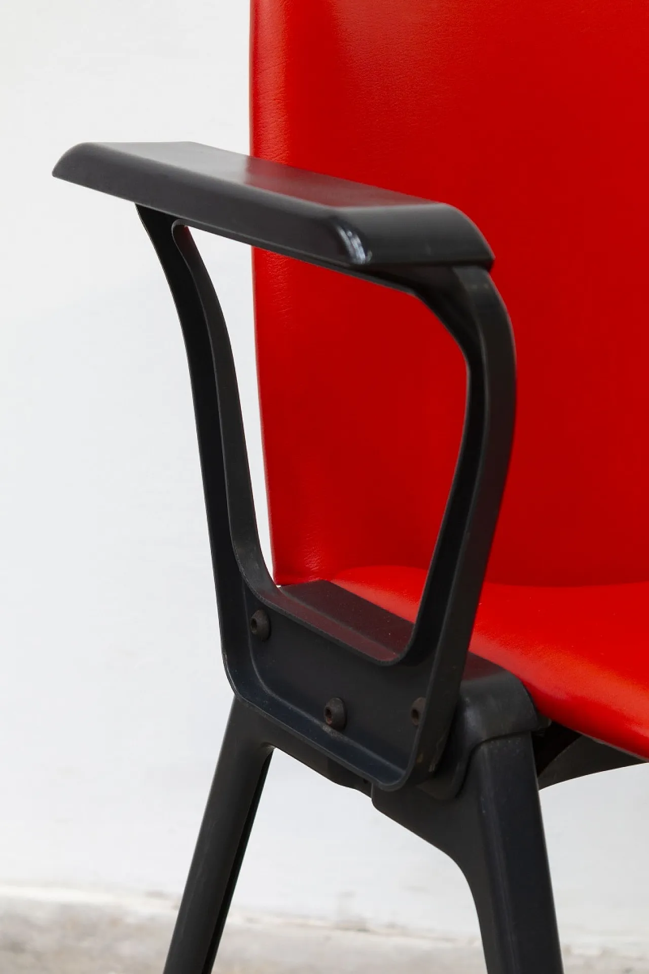 8 Sedie mod. K di Lucci e Orlandini per Velca, anni '70 6