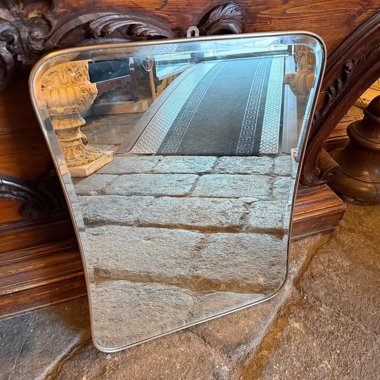 Specchio da parete in ottone a forma di biscotto di Gio Ponti, anni '50 3