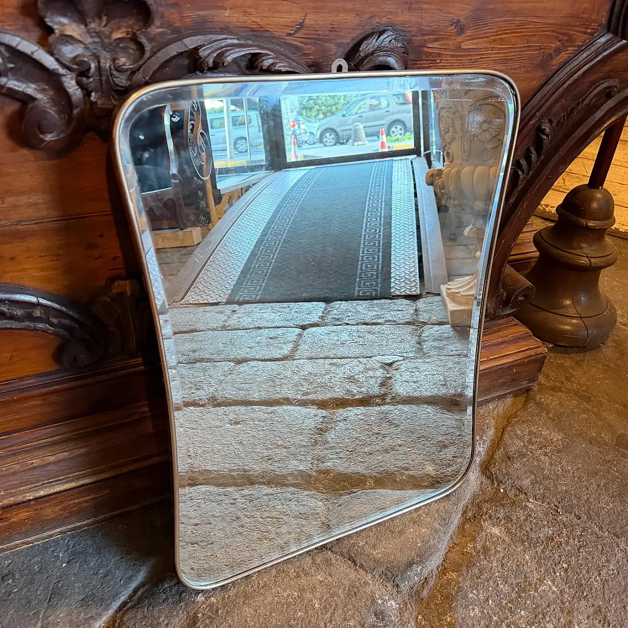 Specchio da parete in ottone a forma di biscotto di Gio Ponti, anni '50 5