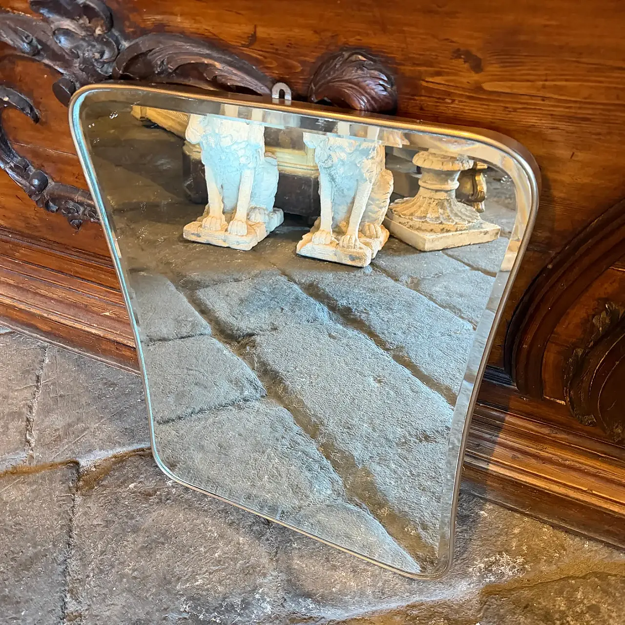 Specchio da parete in ottone a forma di biscotto di Gio Ponti, anni '50 10