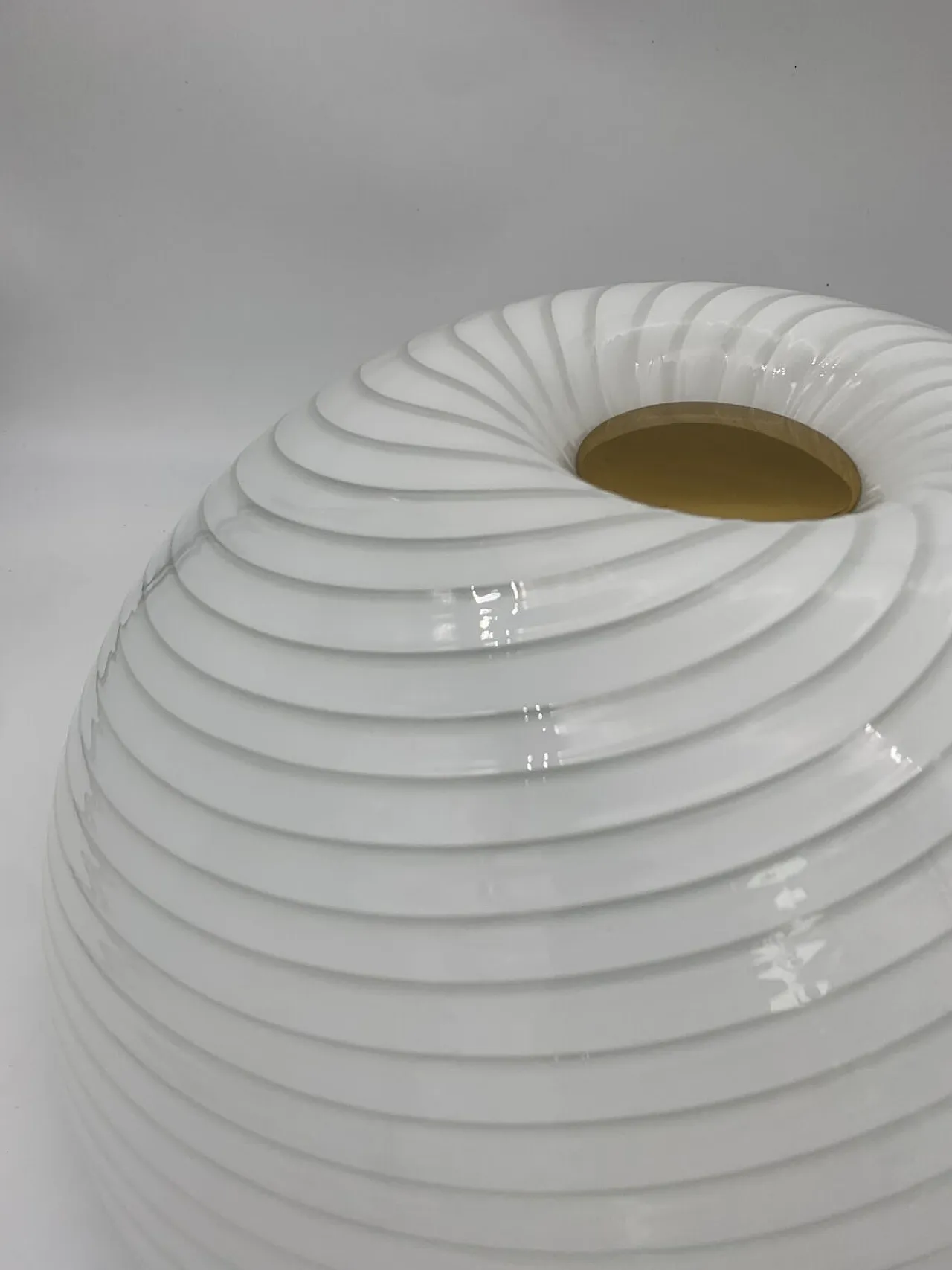 Plafoniera in vetro di Murano con oro attribuita a Barovier, anni '60 5