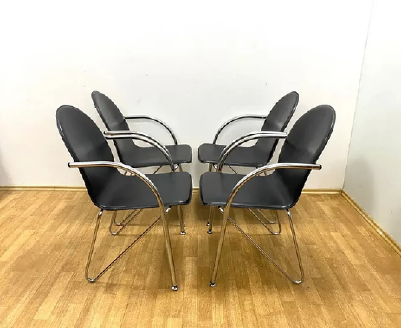 4 Sedie retrò con braccioli, anni '80 7