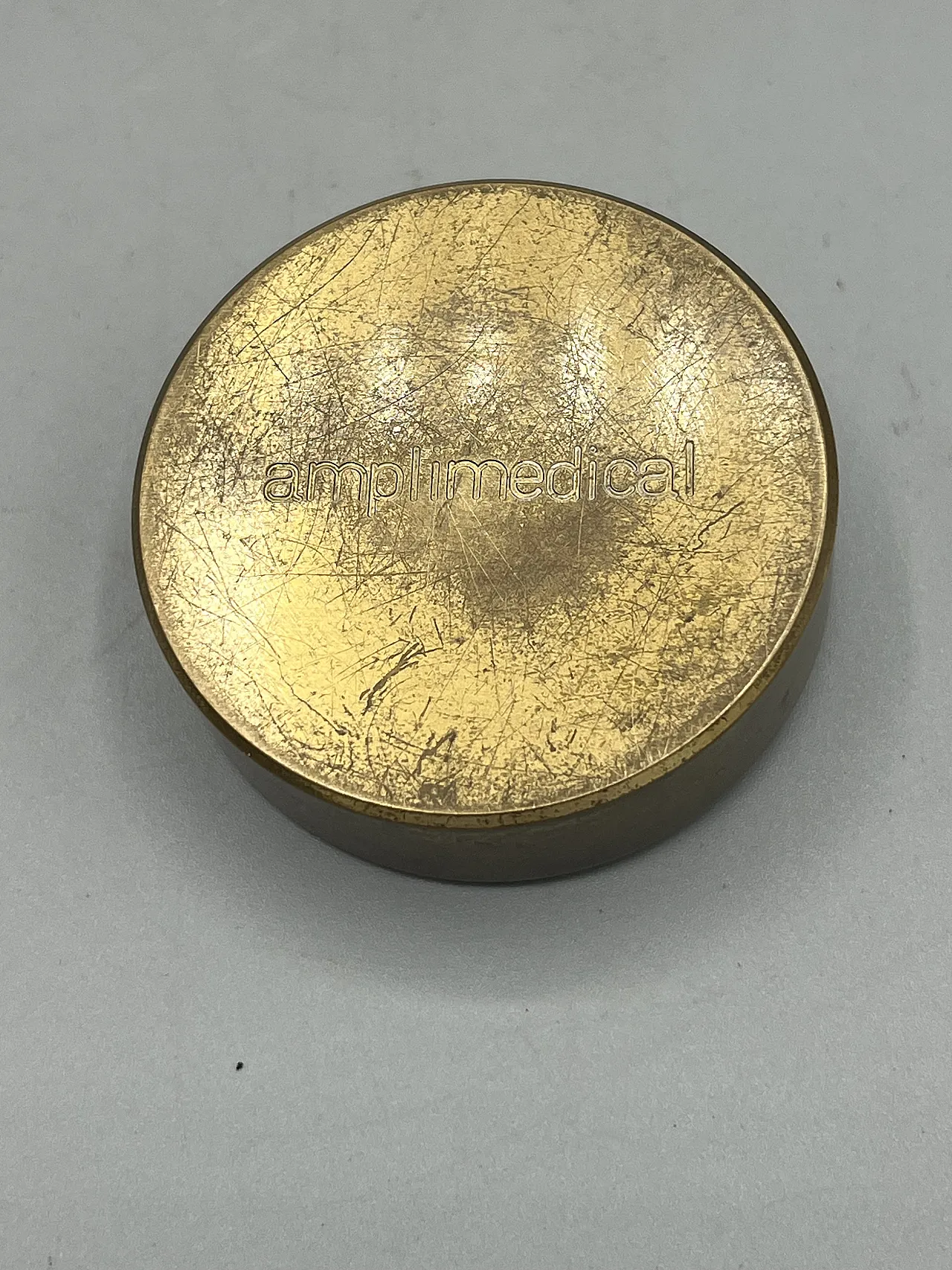 Bas-relief by Bruno Cassinari, late 20th century 3