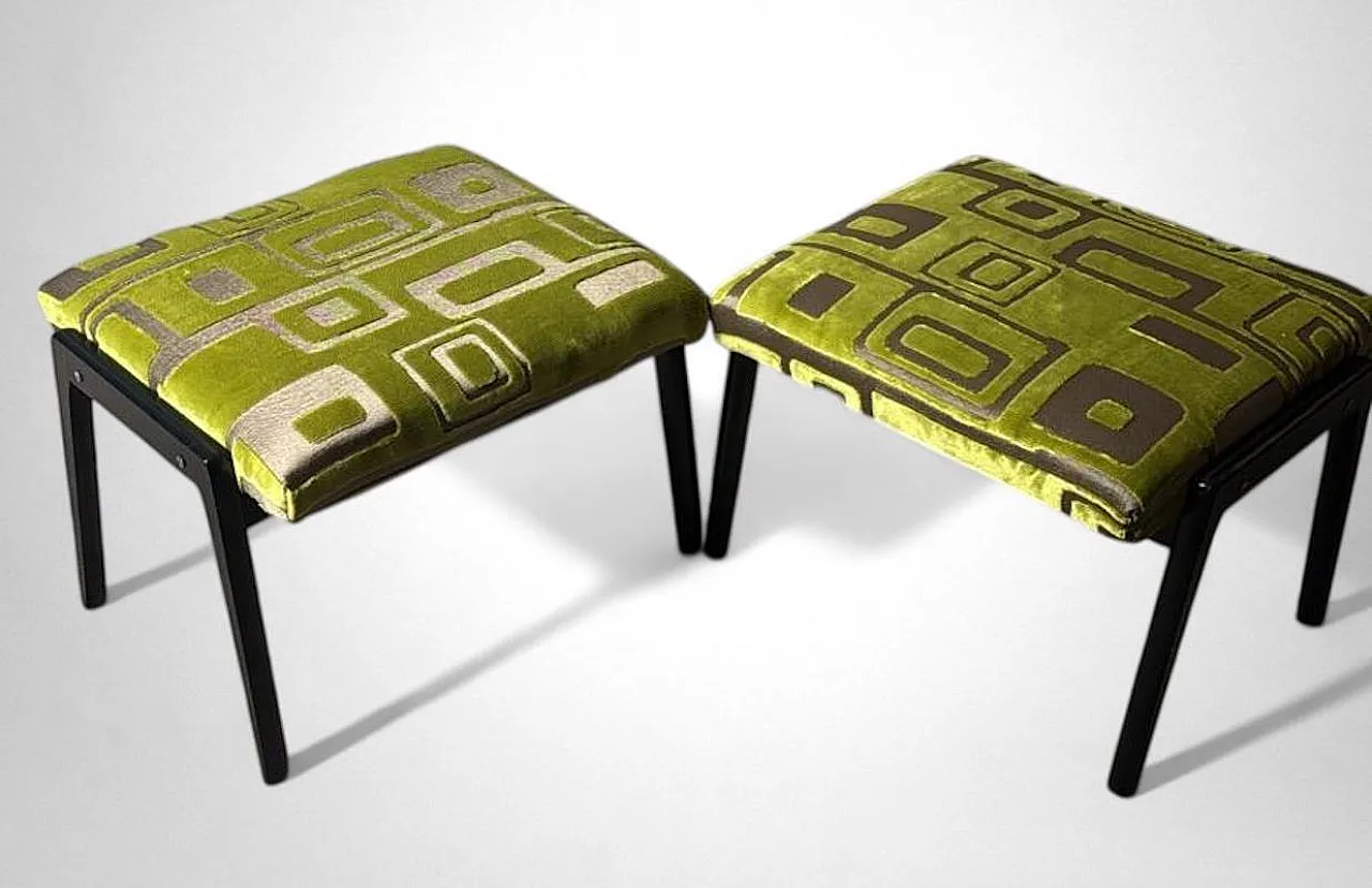 Pair of wooden and upholstered benches, Paolo Buffa's style, 1960s 3