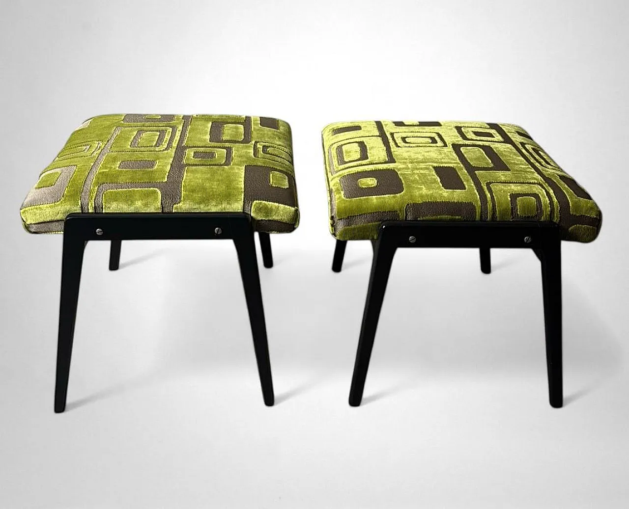 Pair of wooden and upholstered benches, Paolo Buffa's style, 1960s 6