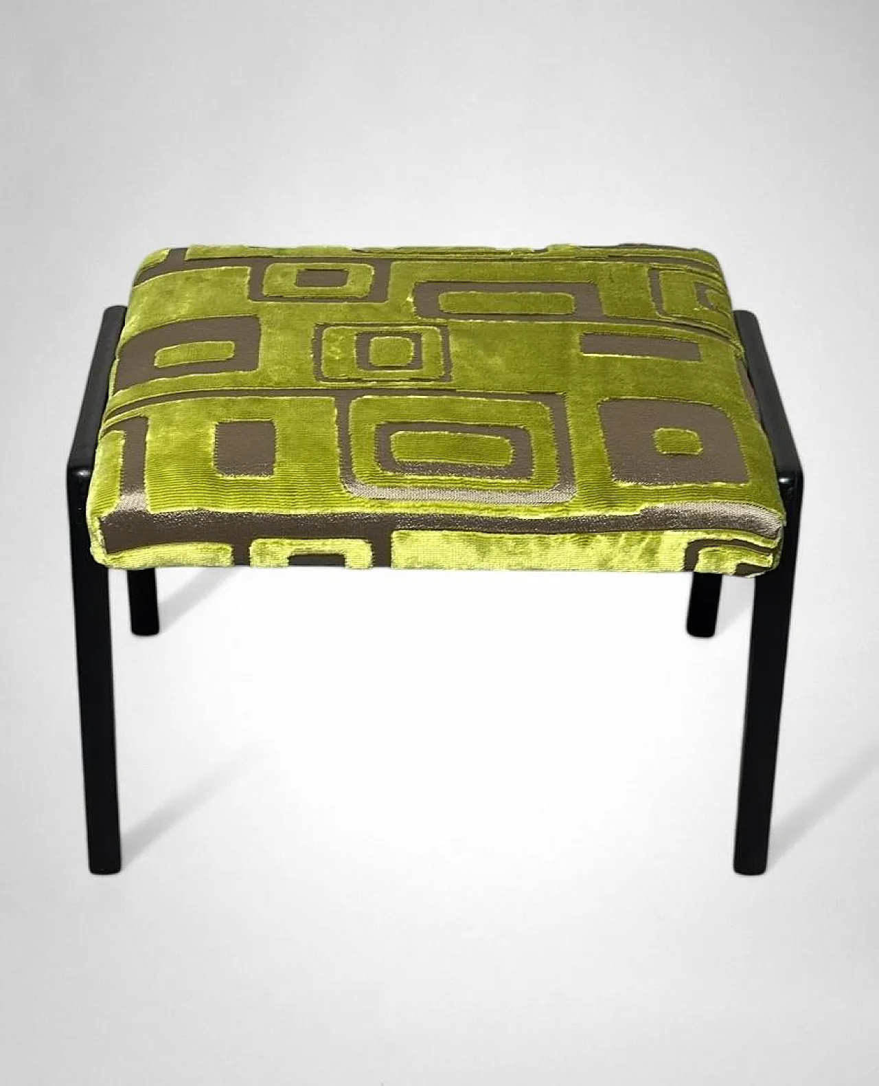 Pair of wooden and upholstered benches, Paolo Buffa's style, 1960s 11