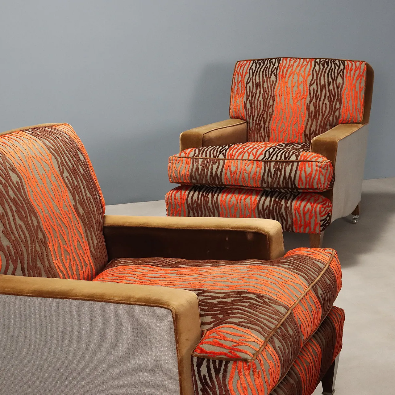 Coppia di poltrone con pouf in faggio e velluto, '900 3