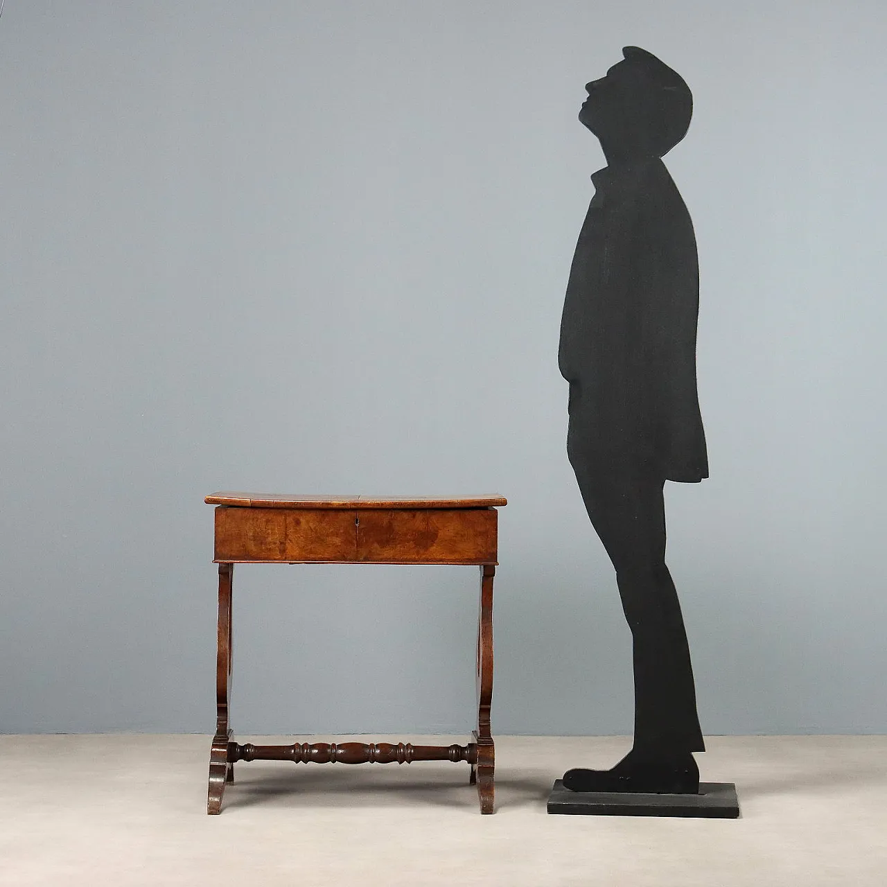 Tavolo da lavoro in noce e all'uncinetto, metà '800 2