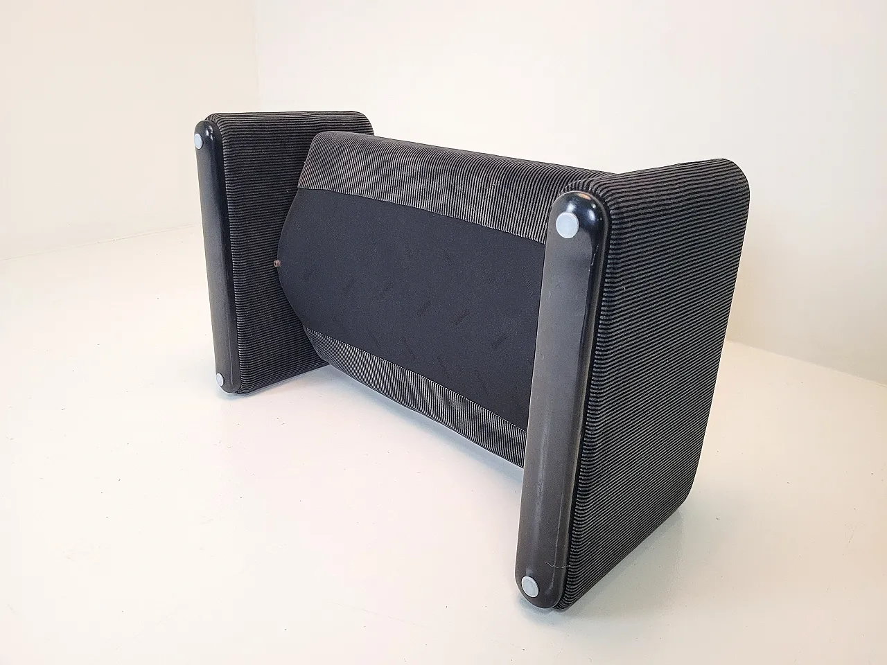 Maralunga Footstool by Magistretti for Cassina, 70s 11