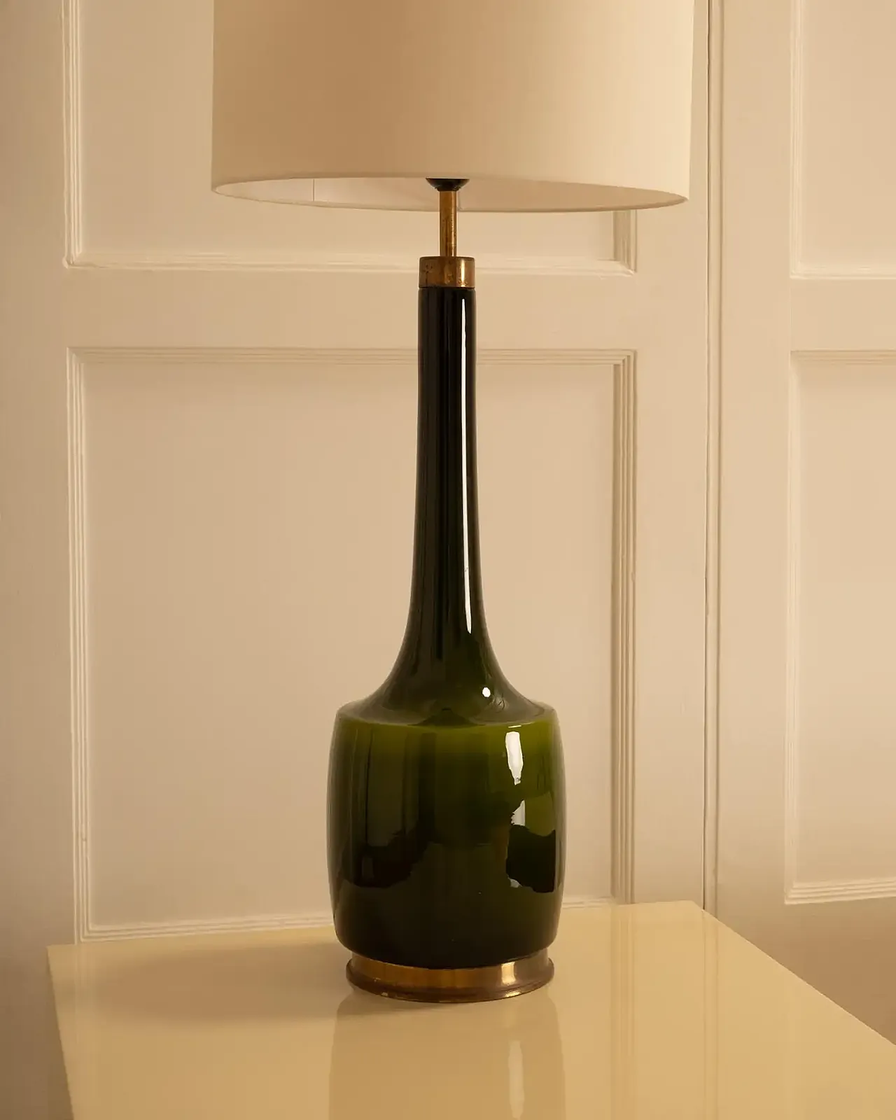 Lampada da tavolo attribuita a Svend Aage Holm Sørensen, anni '60 4