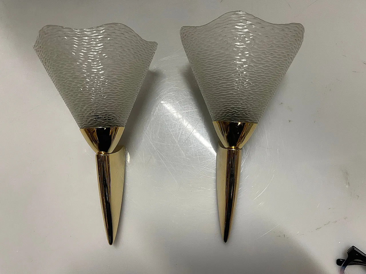 Murano glass and brass wall lights, 1970s, set of 2 9