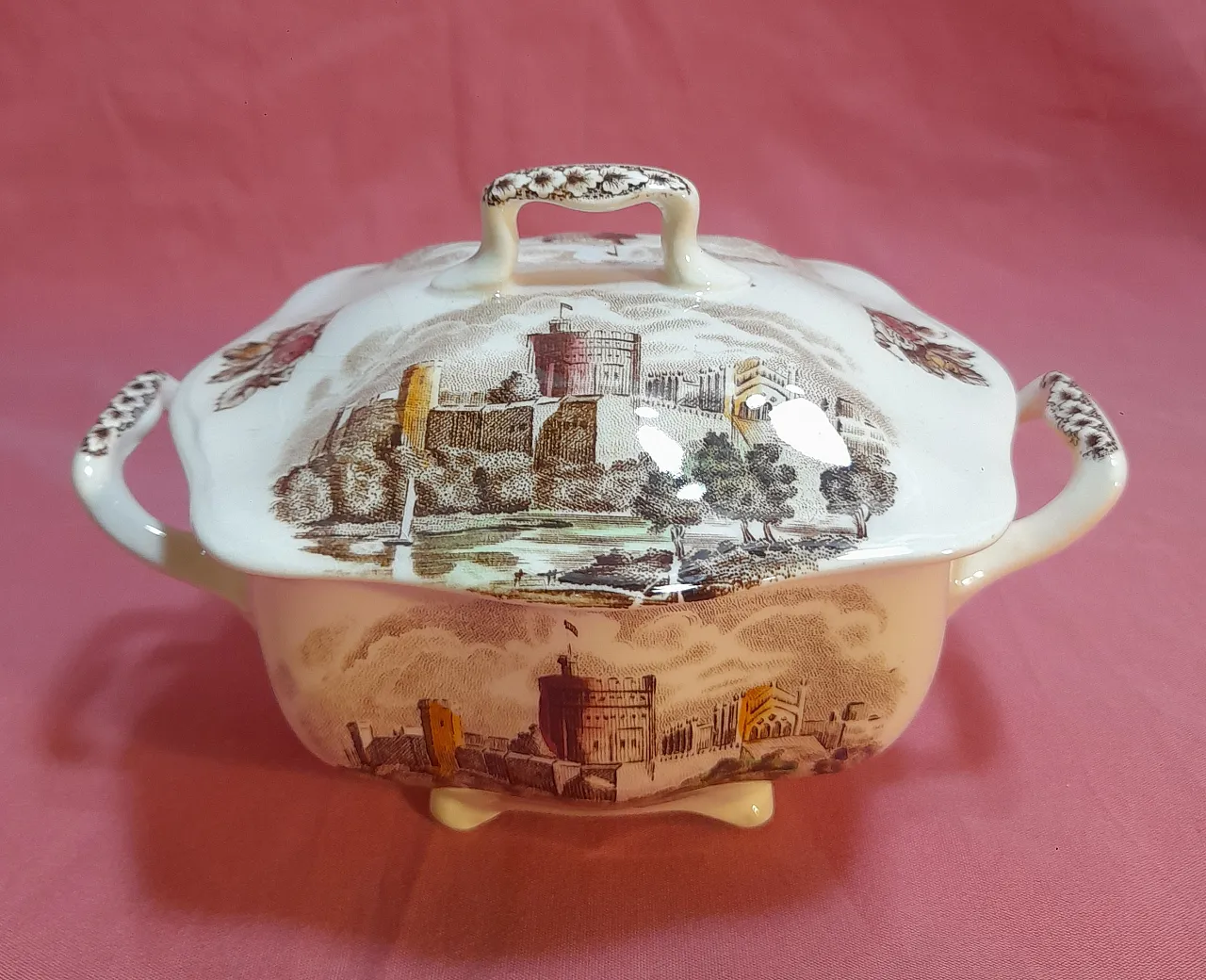 Servizio da  caffè in porcellana Royal Homes di Johnson Bros, anni '50 16