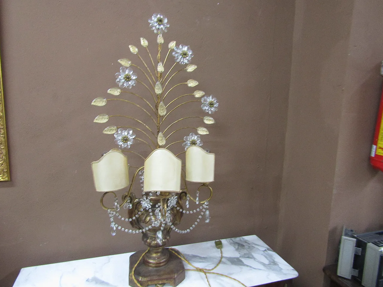 Victorian style lamp, 70s 1