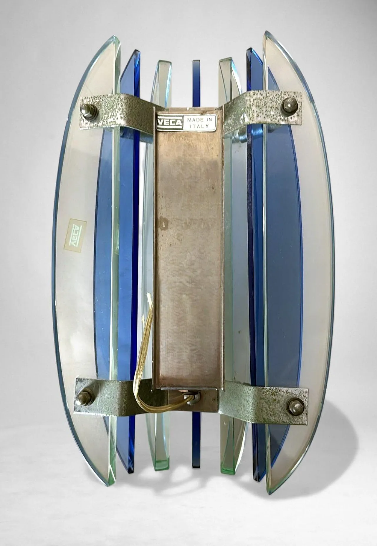 Pair of wall lamps in steel and crystal by Veca for Fontana Arte, 1970 10