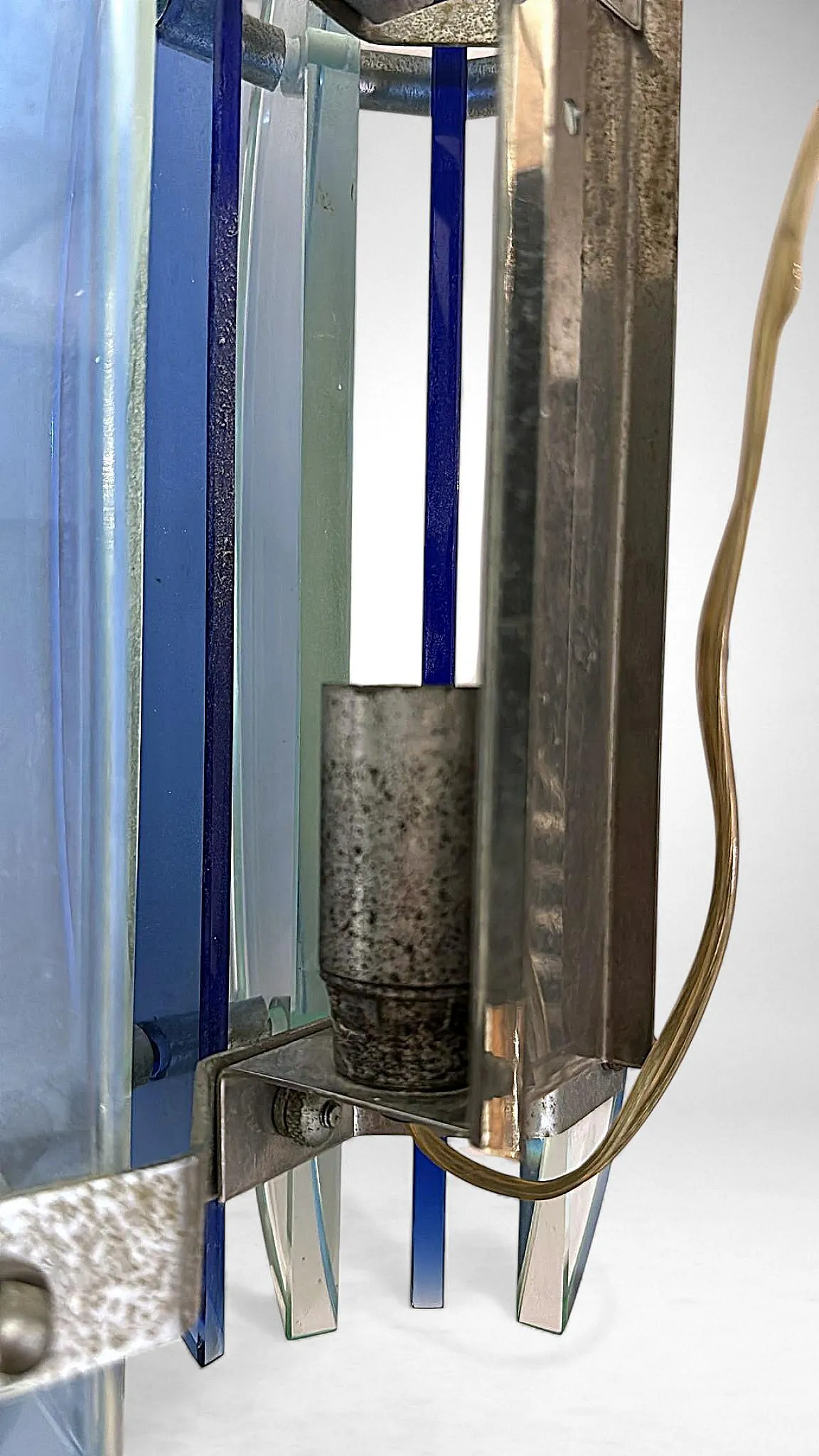 Pair of wall lamps in steel and crystal by Veca for Fontana Arte, 1970 11