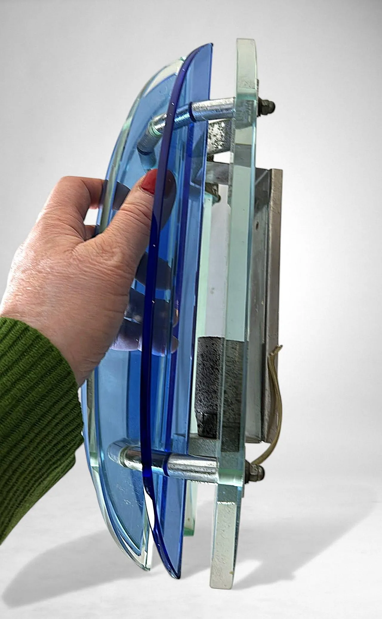 Pair of wall lamps in steel and crystal by Veca for Fontana Arte, 1970 18