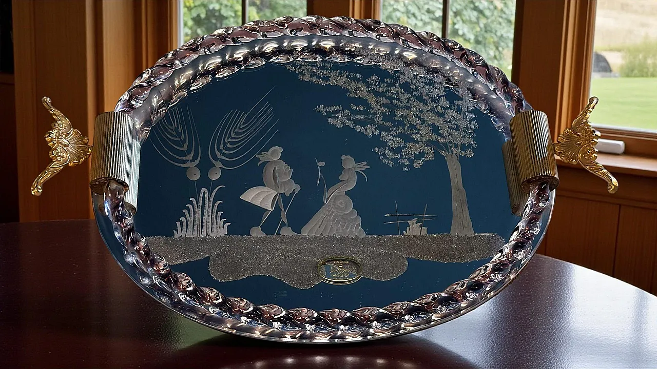 Murano Venier glassworks hand-engraved mirrored tray, 20th century 19