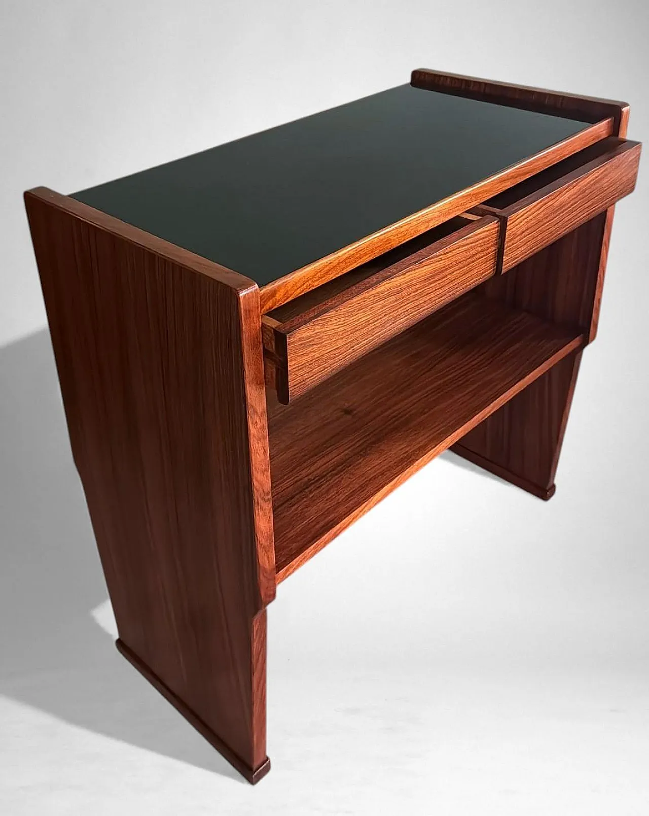 Mid-Century Modern console in walnut with glass top, 1970s 5