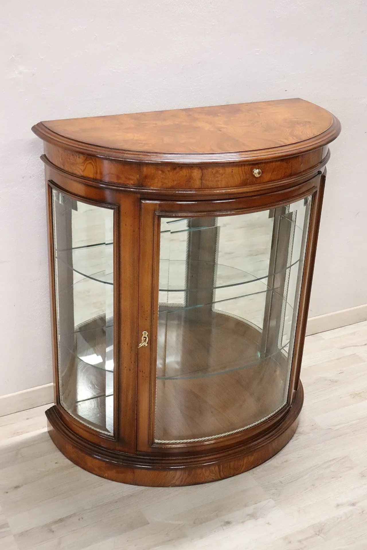 Classic display cabinet in walnut, 1990s 2