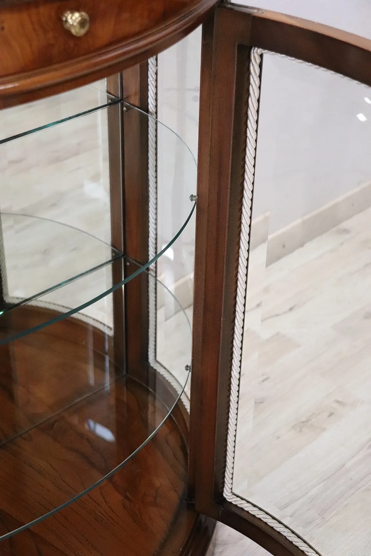Classic display cabinet in walnut, 1990s 8