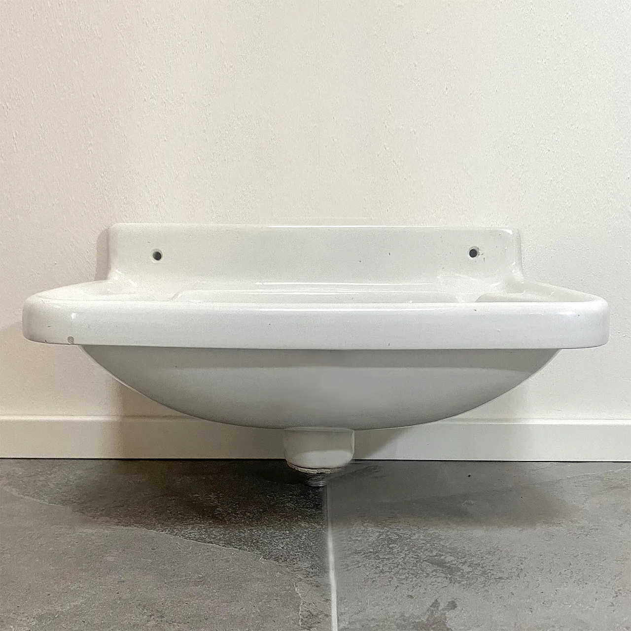 Sink by Richard Ginor Milan, 50s 3