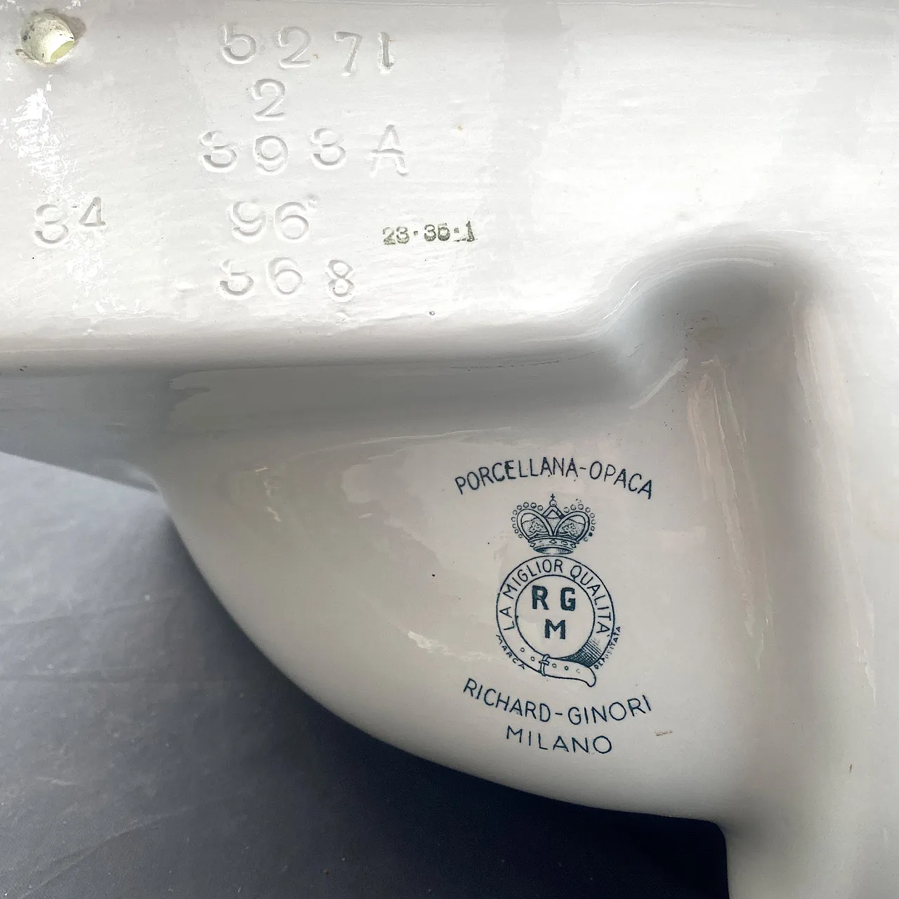 Sink by Richard Ginor Milan, 50s 9