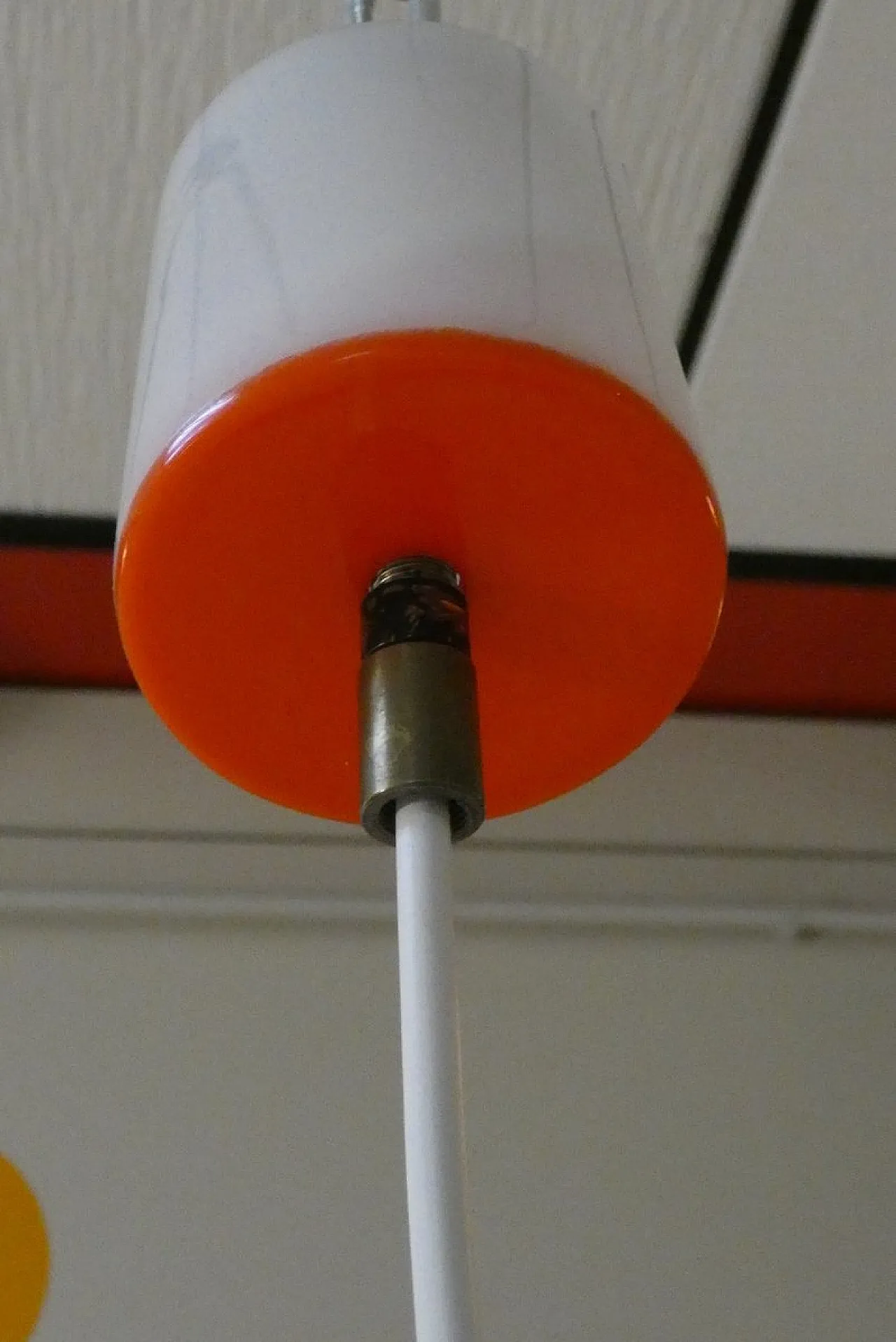 Lampada in vetro acrilico bianco e arancione di Stilux Milano, anni '60 5