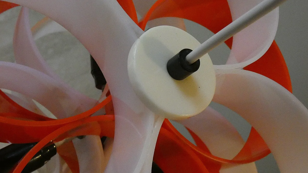 Lampada in vetro acrilico bianco e arancione di Stilux Milano, anni '60 7