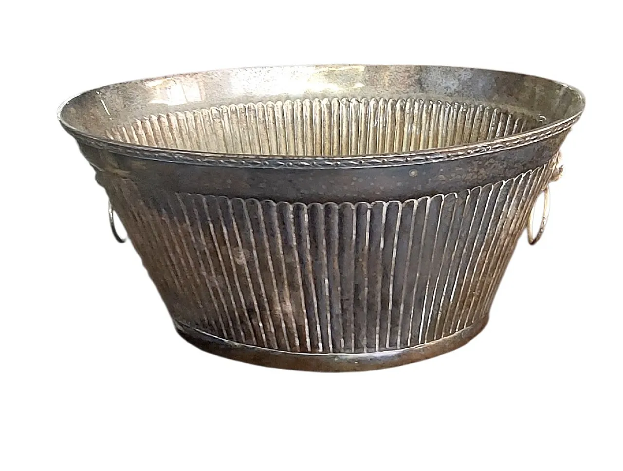 Ice bucket with lion-shaped handles, 20th century 2