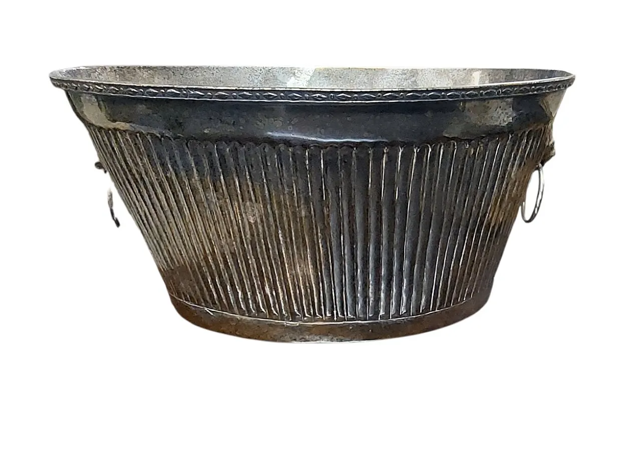 Ice bucket with lion-shaped handles, 20th century 3
