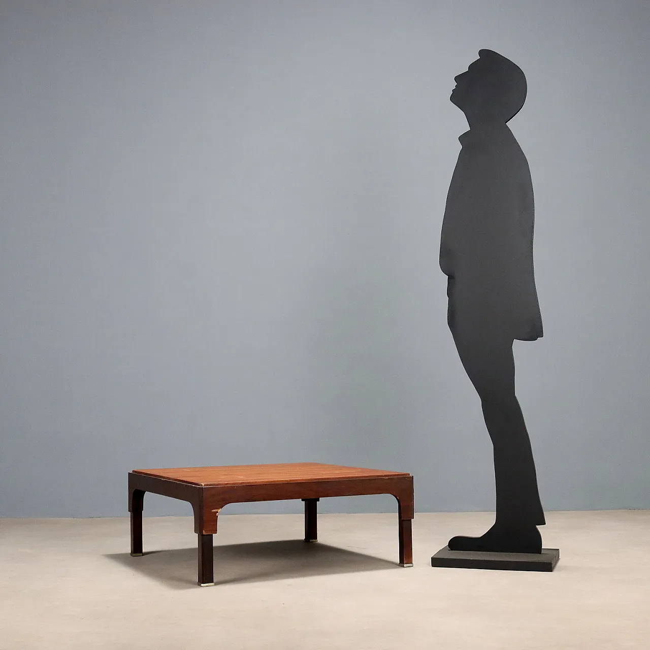 Tavolino con impiallacciatura di legno esotico e metallo, '900 2