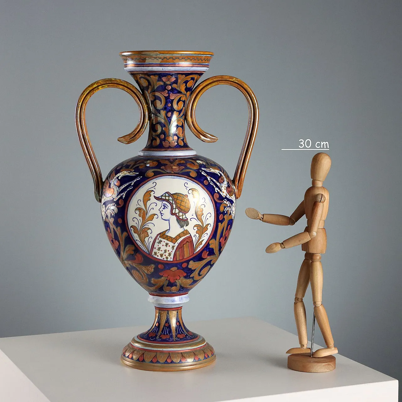 Glazed majolica amphora with a globular body, 20th century 2