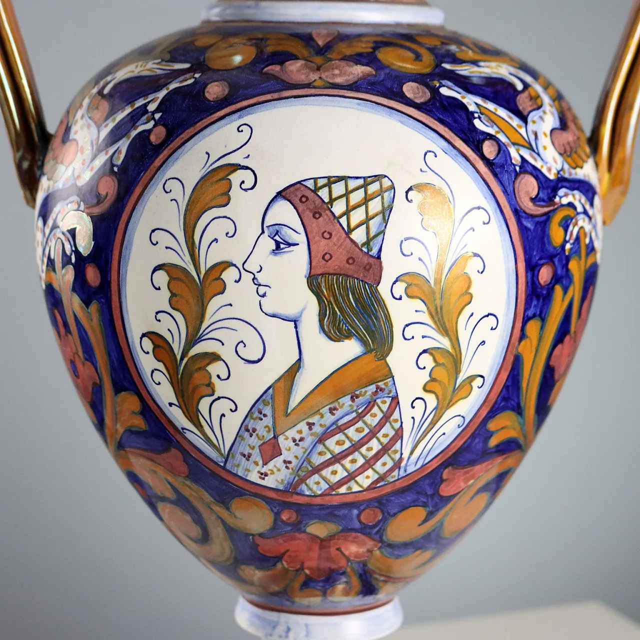 Glazed majolica amphora with a globular body, 20th century 10